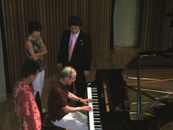 �u��I�X�v�B�e�O�̗��K���i